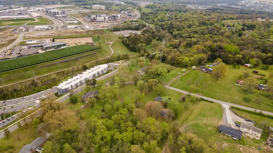 725 Preston Rd, Antioch, TN 37013 - #2