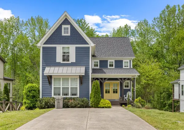 460 Evans Dr, Tullahoma, TN 37388