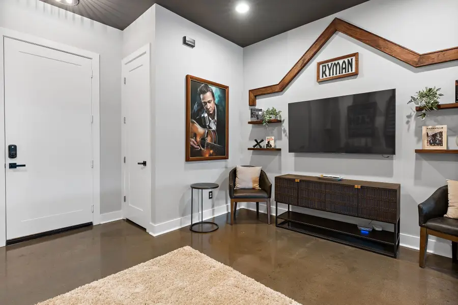 210 30th Ave N #211, Nashville, TN 37203 - Image #3