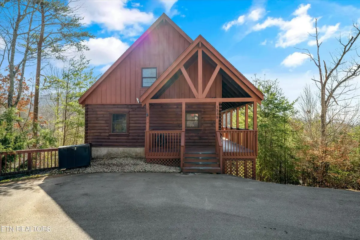 1539 Boo Boos Way, Sevierville, TN 37862 - Image #1