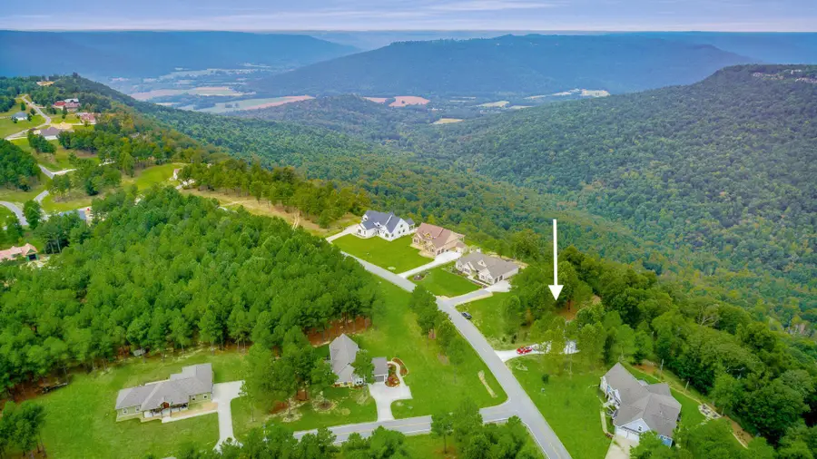 615 Cumberland Circle, Jasper, TN 37347 - Image #2