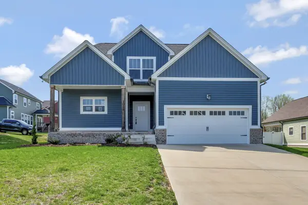 1038 Camden Trl, Greenbrier, TN 37073