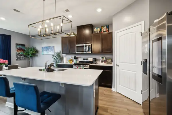 7401 Brady Ln, Antioch, TN 37013