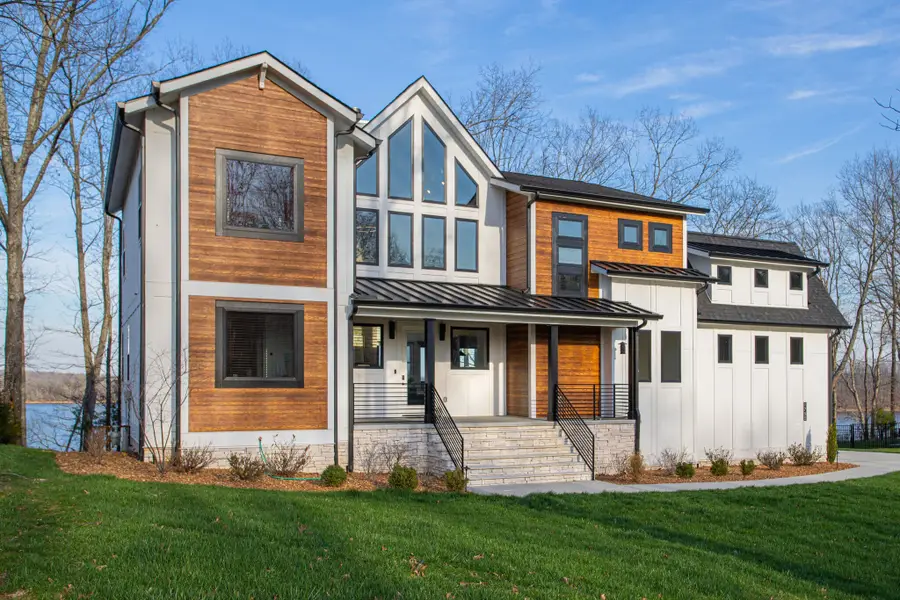 1750 Awalt Dr, Winchester, TN 37398 - #2