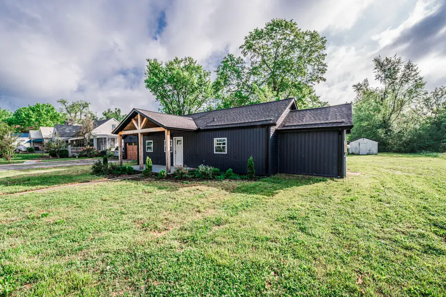 204 Wilson Ave, Auburn, KY 42206 - Image #3