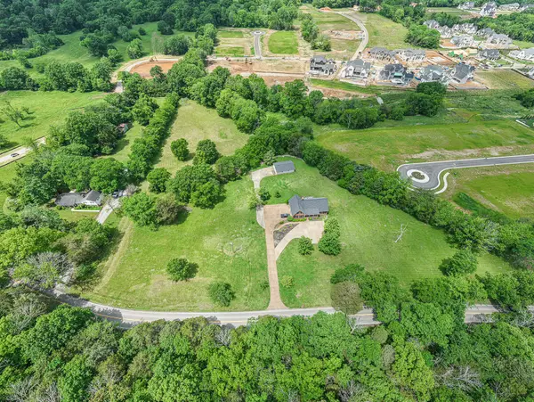 9824 Split Log Rd, Brentwood, TN 37027