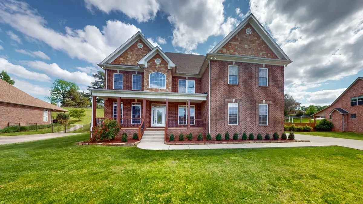 4050 Oak Pointe Dr, Pleasant View, TN 37146 - Image #1