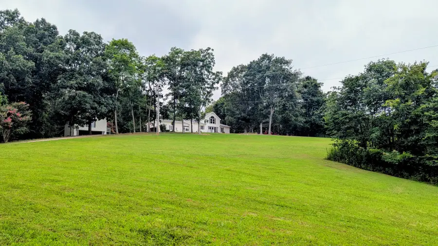 460 Mate Allen Rd, Gainesboro, TN 38562 - Image #3