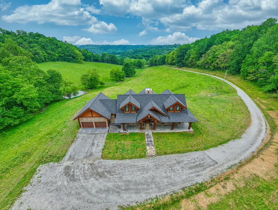 1271 Bivins Rd, Lewisburg, TN 37091 - Image #2