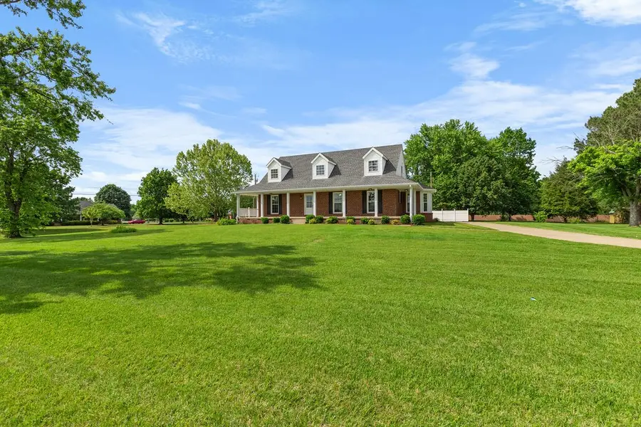 754 Veterans Pkwy, Murfreesboro, TN 37128 - #2