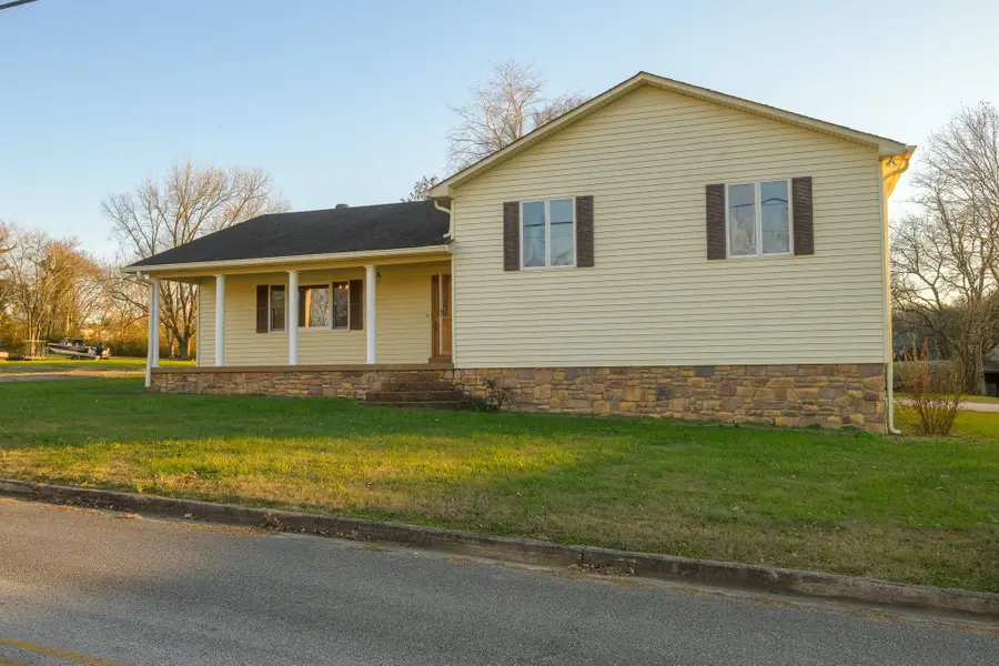311 Locust St, Alexandria, TN 37012 - Image #2