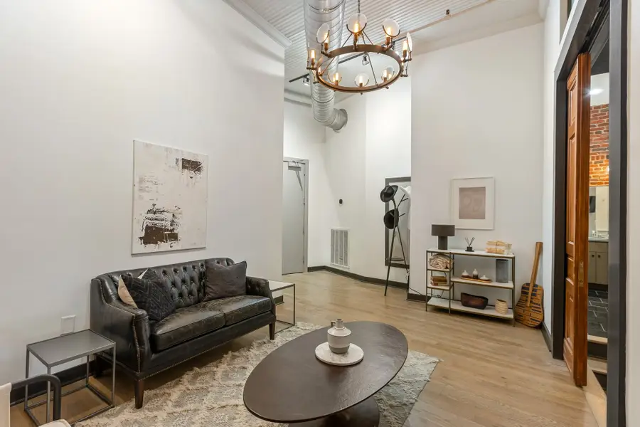 207 3rd Ave N #402, Nashville, TN 37201 - Image #2