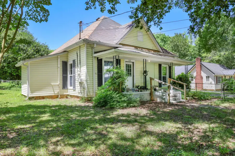 506 Daugherty Street, La Fayette, GA 30728 - Image #2