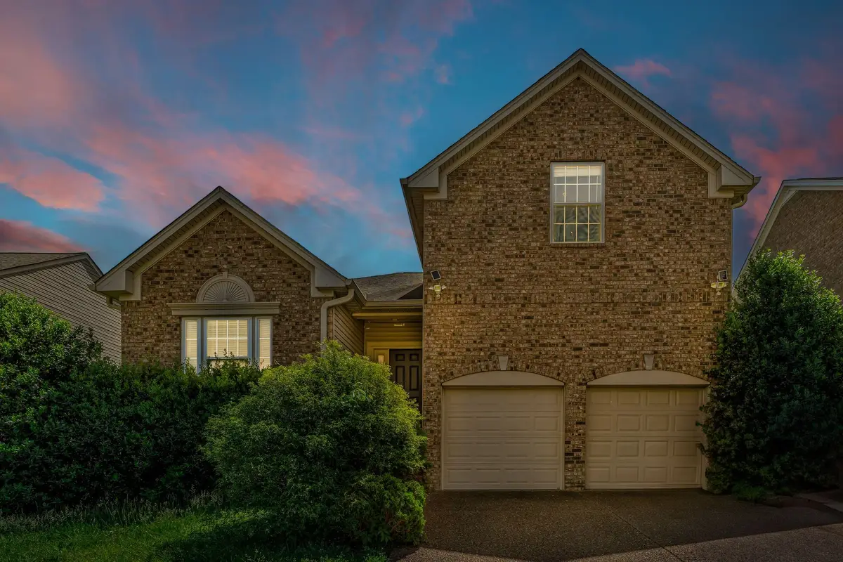 1264 W Running Brook Rd, Nashville, TN 37209 - #1