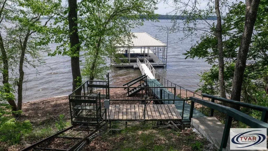 495 Shore Dr, Big Sandy, TN 38221 - Image #1