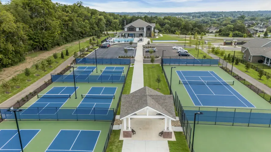 7204 Maddenwood Ln, Hermitage, TN 37076 - Image #2