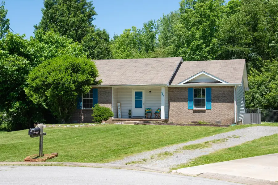 567 Matthew Ct, Clarksville, TN 37042 - #2