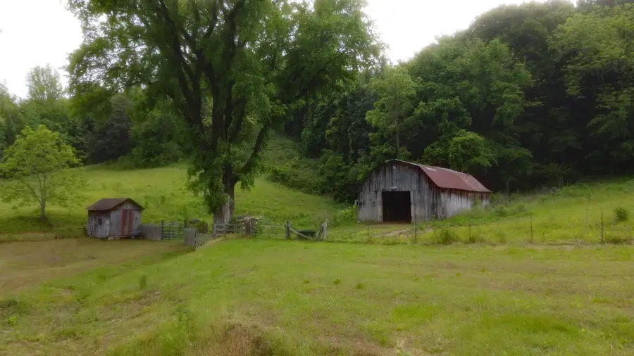 9073 Sherwood Rd, Sherwood, TN 37376 - Image #3