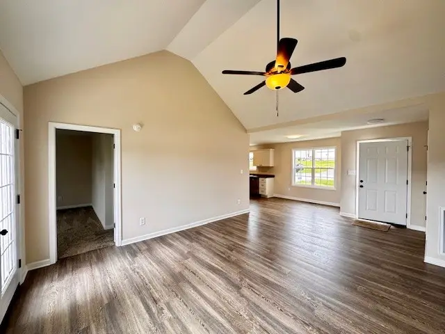 62 Modena Pl, Decherd, TN 37324 - Image #2