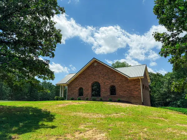 110 Hankins Rd, Hohenwald, TN 38462