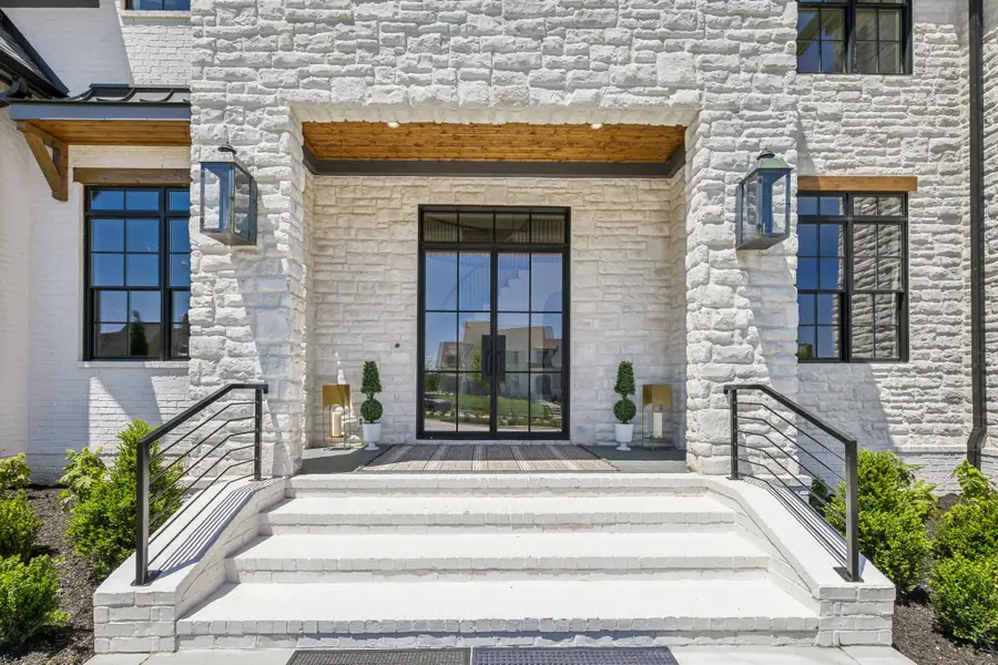 8104 Turning Point Dr, Brentwood, TN 37027 - #2