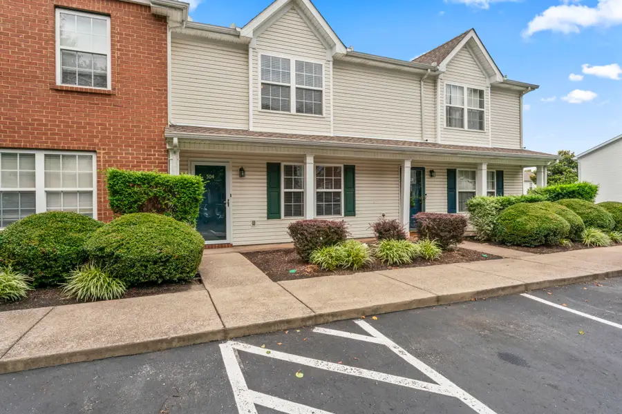 304 Shoshone Pl, Murfreesboro, TN 37128 - Image #3