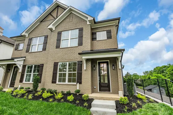 730 Old Hickory Blvd #224, Nashville, TN 37209