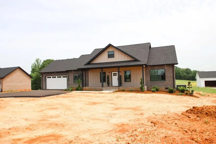 14193 Old Kentucky Rd, Walling, TN 38587 - Image #2