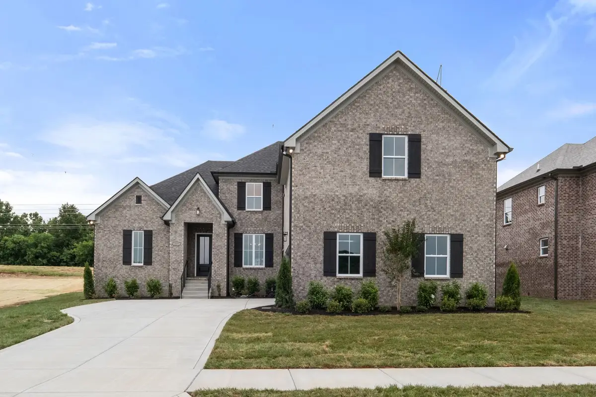 209 Blantons Park Dr, Gallatin, TN 37066 - #1