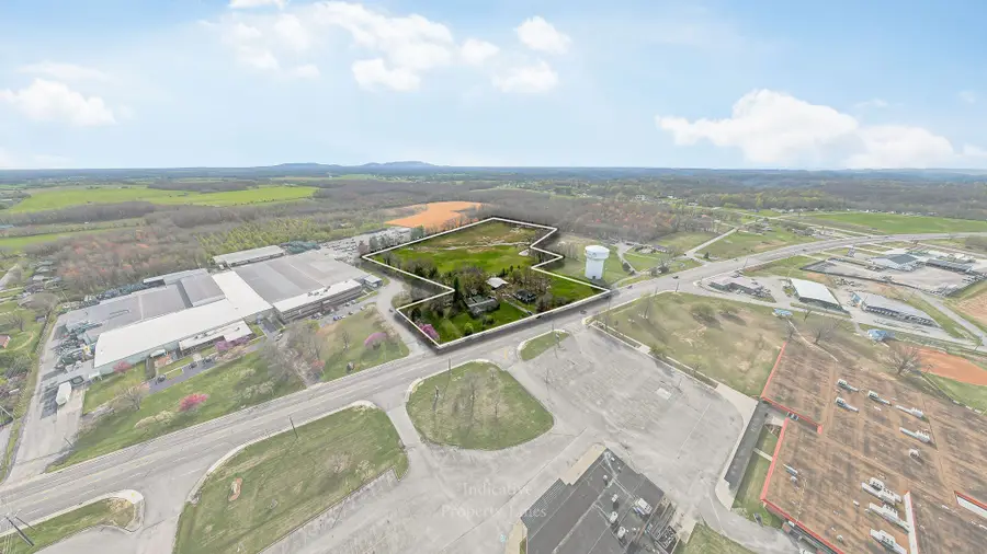 1131 W Broad St, Smithville, TN 37166 - Image #3