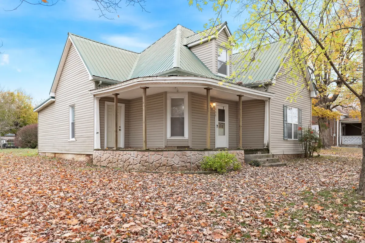 208 S Russell St, Portland, TN 37148 - Image #1