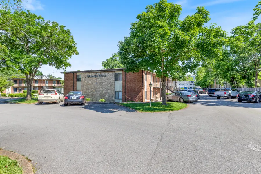 2134 Fairfax Ave, Nashville, TN 37212 - Image #3