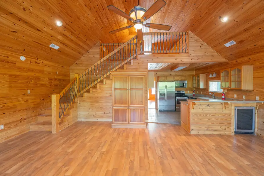 657 Gumdale Cv, Decaturville, TN 38329 - Image #3