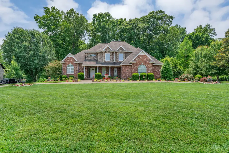 4090 Ironwood Dr, Greenbrier, TN 37073 - Image #2