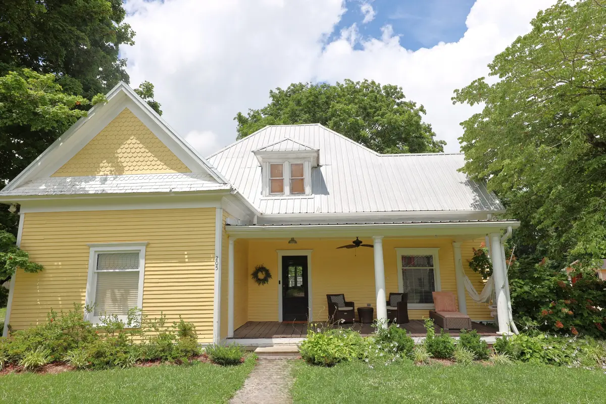 205 College St, Portland, TN 37148 - Image #1