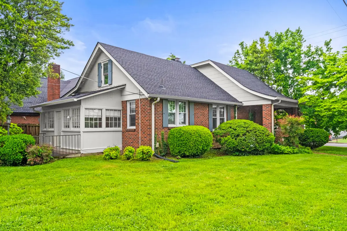 400 Connell St, Springfield, TN 37172 - #1