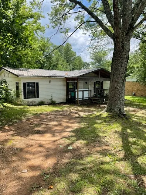 313 Simpson St, Lawrenceburg, TN 38464 - Image #3