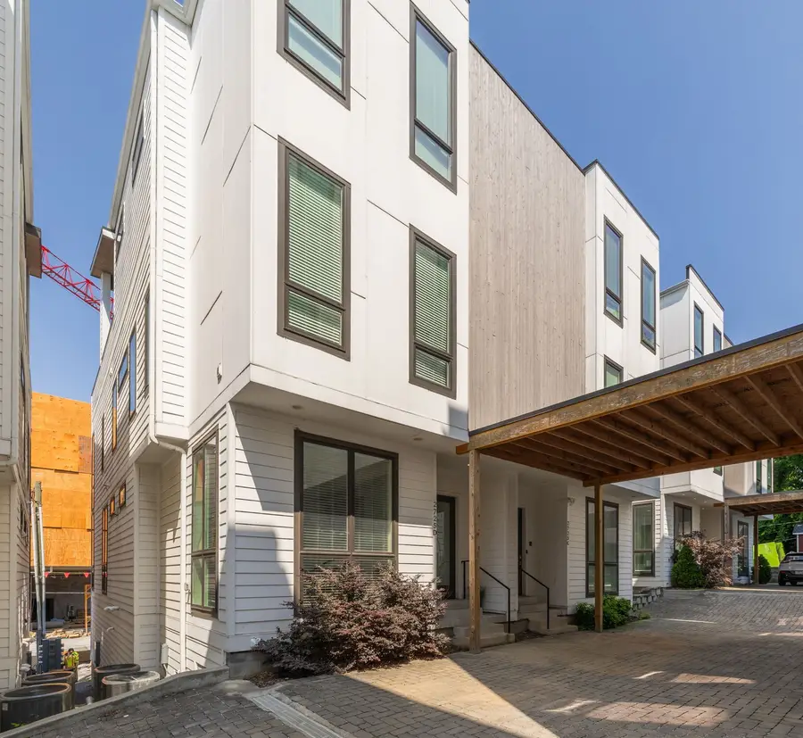 2725 Westwood Dr, Nashville, TN 37204 - Image #2