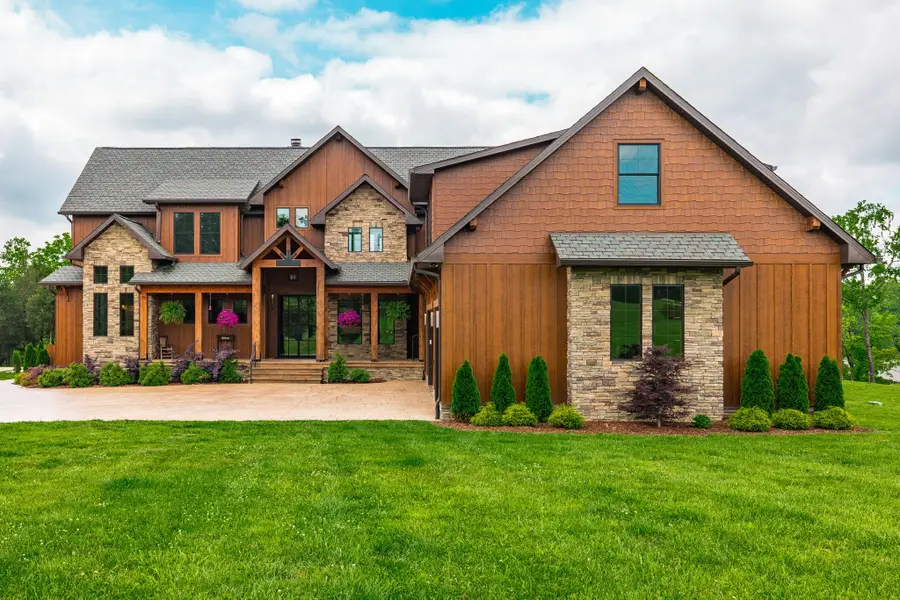 324 Lakeview Rd, Gallatin, TN 37066 - #2