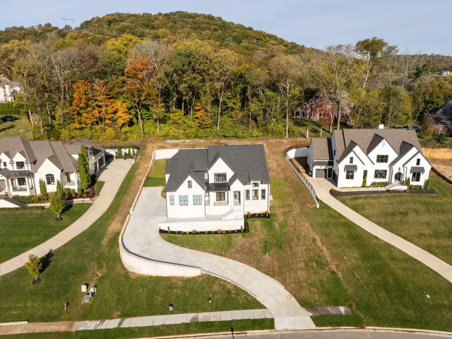 1586 Eastwood Dr, Brentwood, TN 37027 - #3
