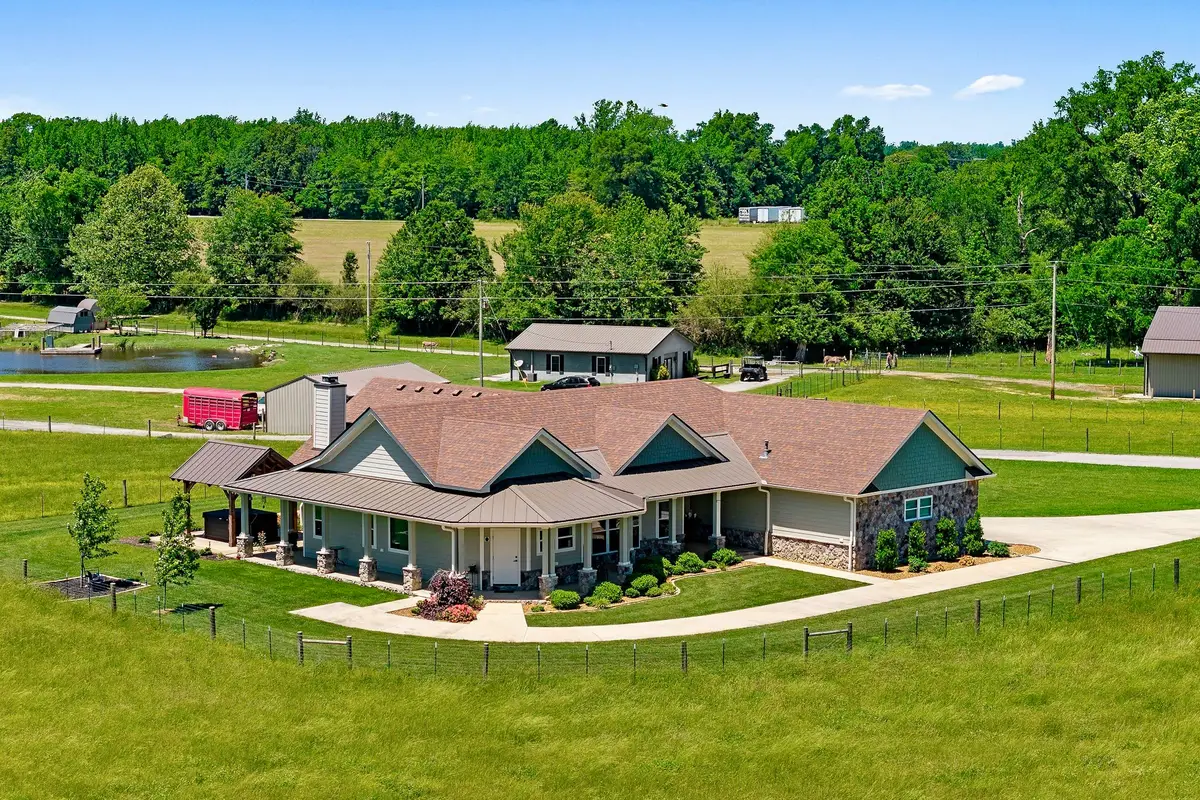 285 Harmony Ln, Smithville, TN 37166 - Image #1