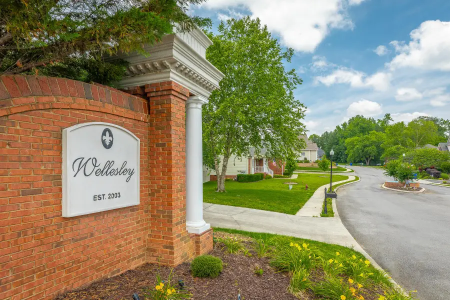 4370 Wellesley Drive, Ooltewah, TN 37363 - #2