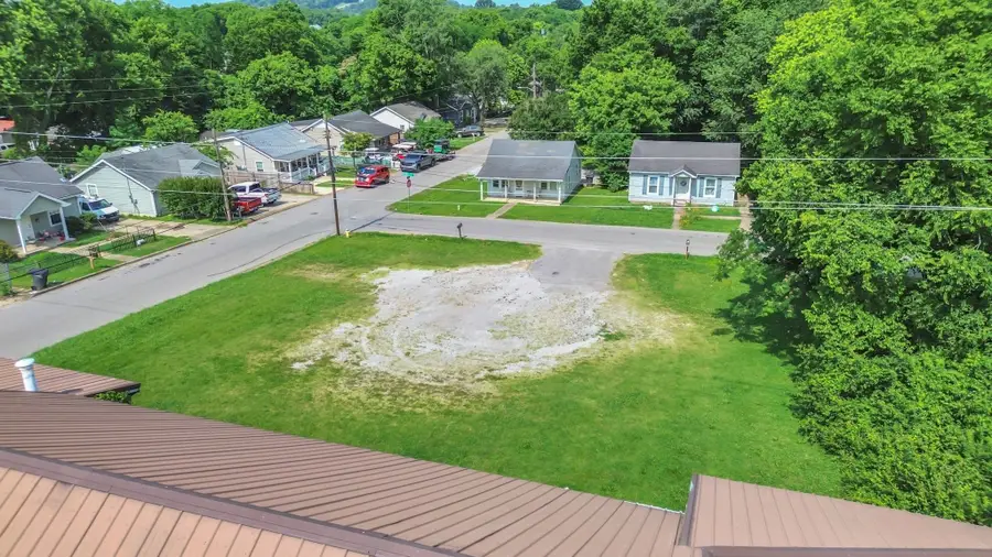 317 E 18th St, Columbia, TN 38401 - #2