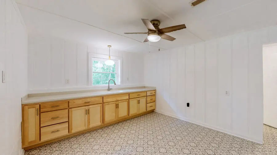 1410 Kline Trl, New Concord, KY 42076 - Image #3