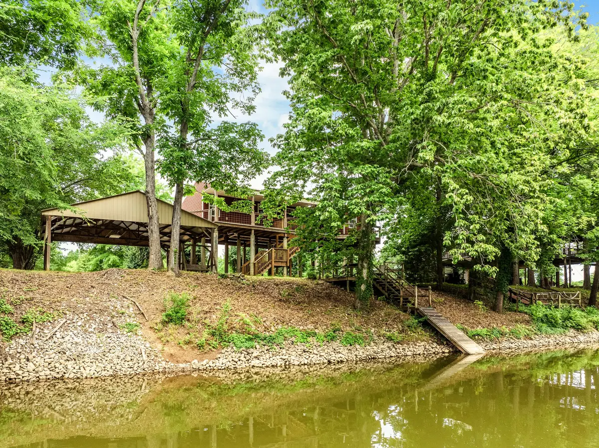 91 Creekside View Ln, Decaturville, TN 38329 - Image #1