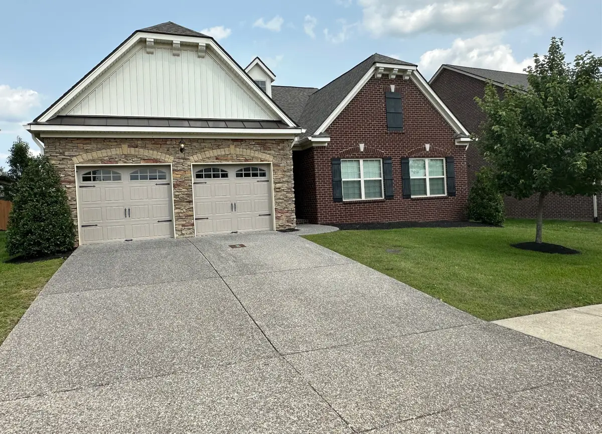 1108 Marys Pl E, Lebanon, TN 37090 - Image #1