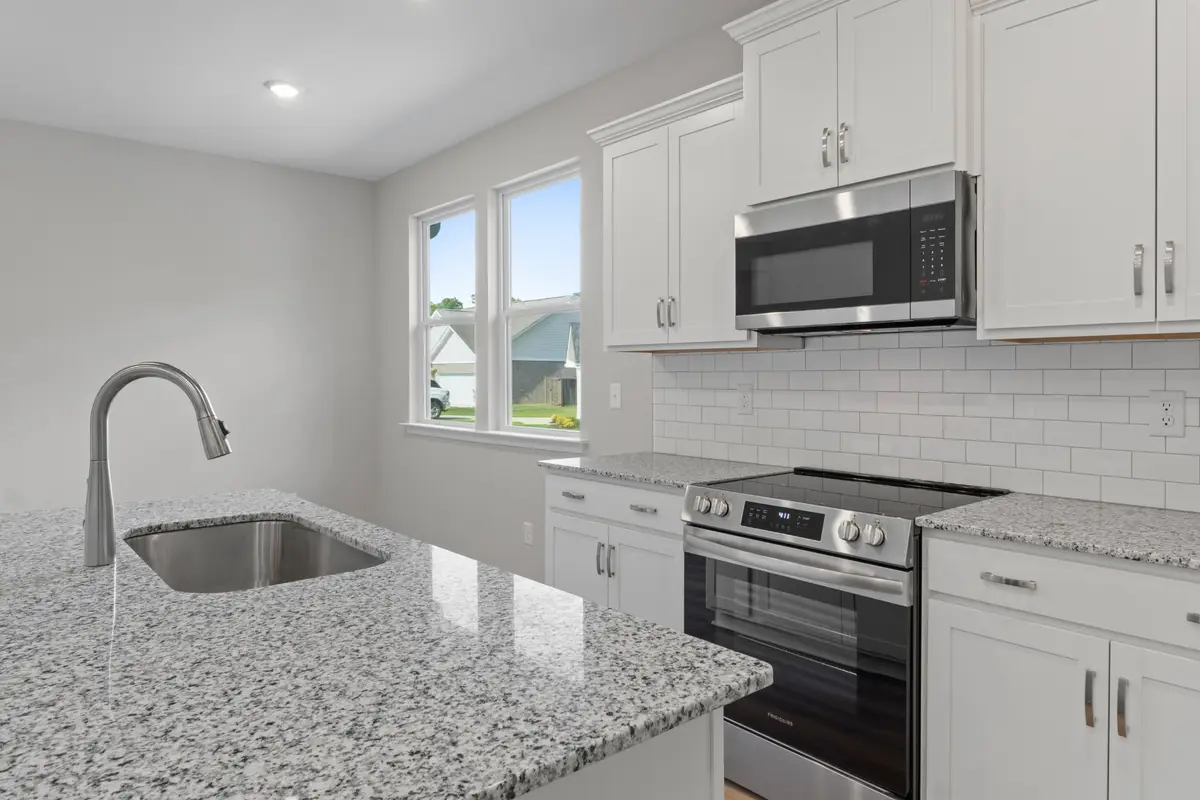 28 Aurora Cir, Fayetteville, TN 37334 - Image #1