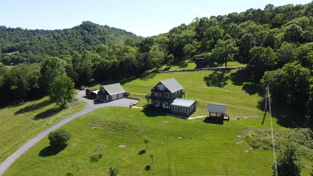 213 Richardson Hollow Ln, Gainesboro, TN 38562 - Image #1
