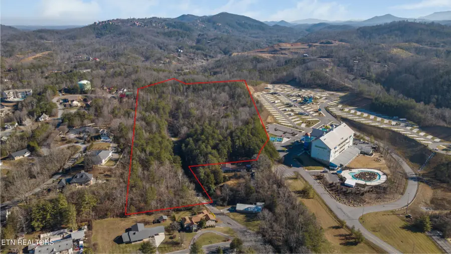820 Old Gate Rd, Sevierville, TN 37863 - Image #2