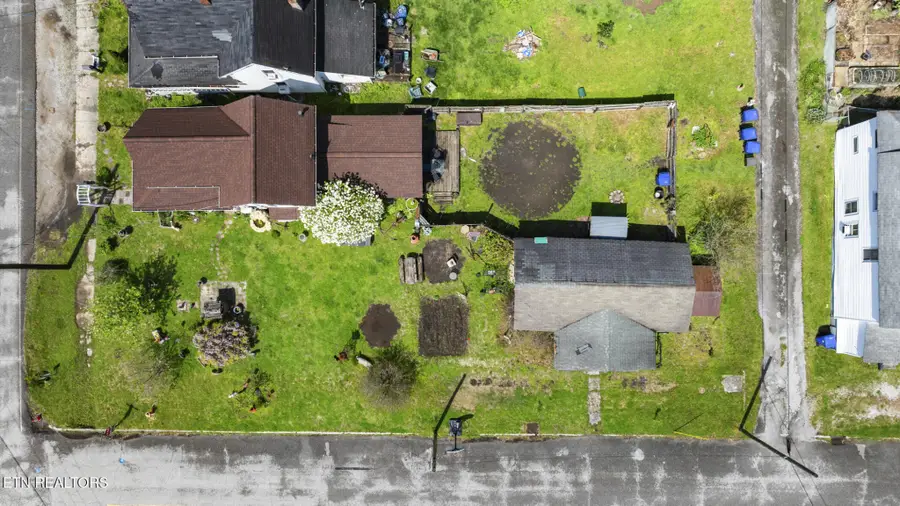 404 Emory Drive, Harriman, TN 37748 - Image #3